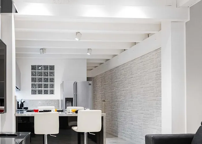 Gramsci Prestige * בולוניה