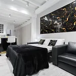 Gramsci Prestige Apartment *